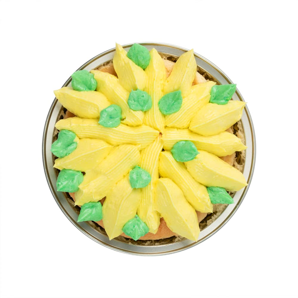 Restaurantware-Russian Piping Tip, 1 Petal Cake Decor Piping Tip - #39, Corrosion-Resistant, Stainless Steel Decorating Tip For Frosting, Dishwashable, Decorate Cupcakes, Cakes, or Cookies