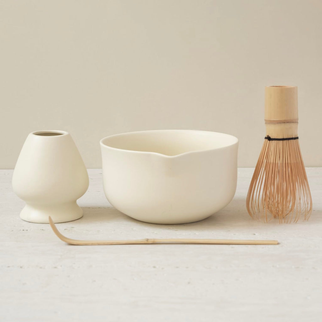 WENSHUO Matcha Whisk Set, Ceramic Matcha Bowl with Spout, Crème,6-Pc
