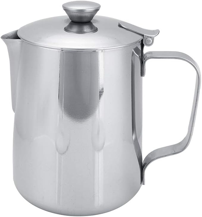 Stainless Steel Milk Frothing Pitcher, Stainless Steel Coffee Cup Mug Milk Frothing Pitcher Jug with Lid for Latte Coffee Art for Office Kitchen with handle(600ml)