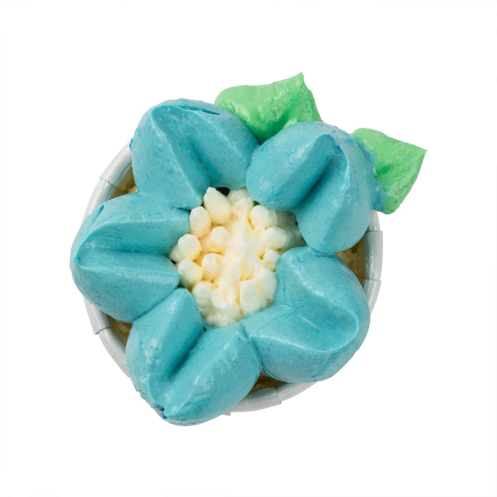 Restaurantware-Russian Piping Tip, 1 Petal Cake Decor Piping Tip - #39, Corrosion-Resistant, Stainless Steel Decorating Tip For Frosting, Dishwashable, Decorate Cupcakes, Cakes, or Cookies