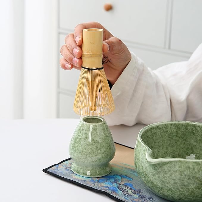 Matcha Set, 7 Pieces, Matcha Bowl with Spout, Whisk, Holder, Bamboo Scoop, Stainless Steel Sifter Matcha color