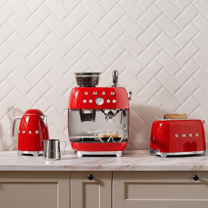 SMEG 50's Retro Style Electric Water Kettle with Automatic Shutoff, Removable Base, and Water Indicator, KLF03RDUS, Red