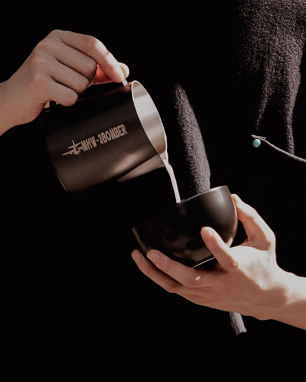 MHW-3BOMBER Espresso Steaming Pitcher Milk Frothing Pitcher Stainless Steel Milk Coffee Cappuccino Latte Art Barista Cup 16.9oz/500ml (Matte Black) P5032B