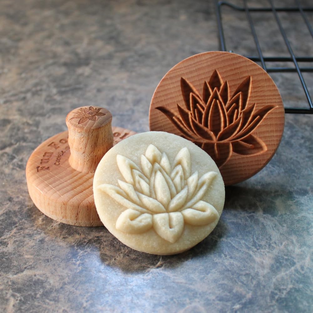 Fun Food Tools, Wood Cookie Stamp, 2.5 Inch (Chartres Cathedral CS-056)