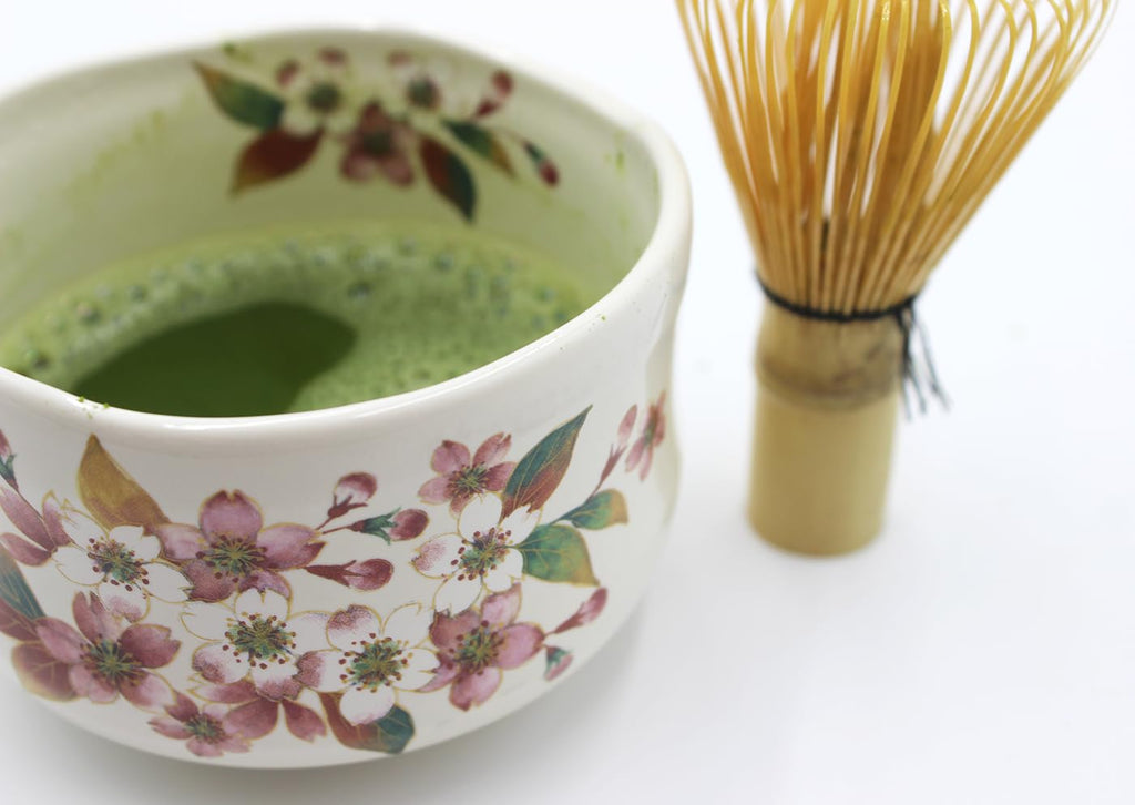 Waraku Fuuka Japanese Traditional Mino Ware Handcrafted Mini Matcha Chawan Tea Bowl Cup Set With Chasen Bamboo Tea Whisk Ceremony Tableware Pottery (Kohiki Sakura)