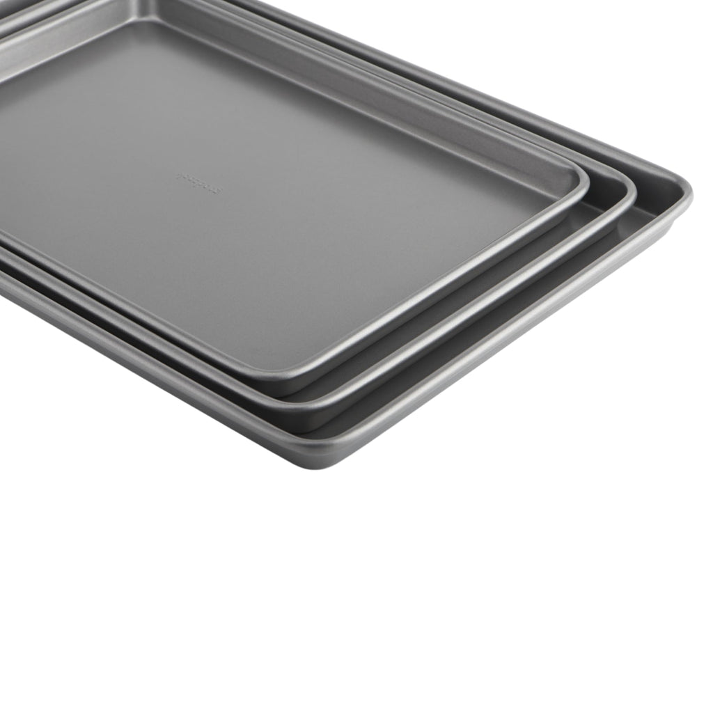 GoodCook Everyday Nonstick Baking Sheet Set, 3 Pack Includes Small (13×9) Medium (15×1) and Large (17×11) Pans Carbon Steel Construction Cookie Sheets Bakeware Set, Gray