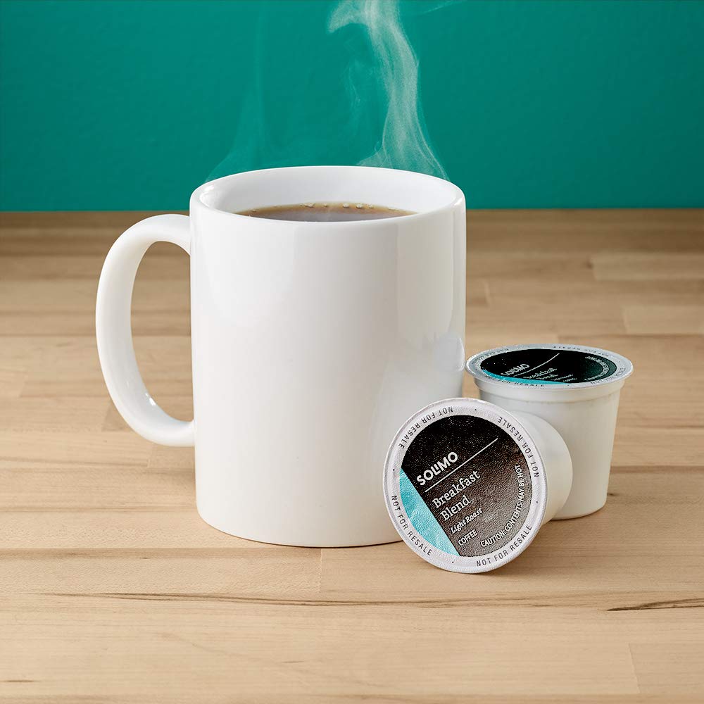 Amazon Brand - Solimo Light Roast Coffee Pods, Breakfast Blend, Compatible with Keurig 2.0 K-Cup Brewers, 100 Count