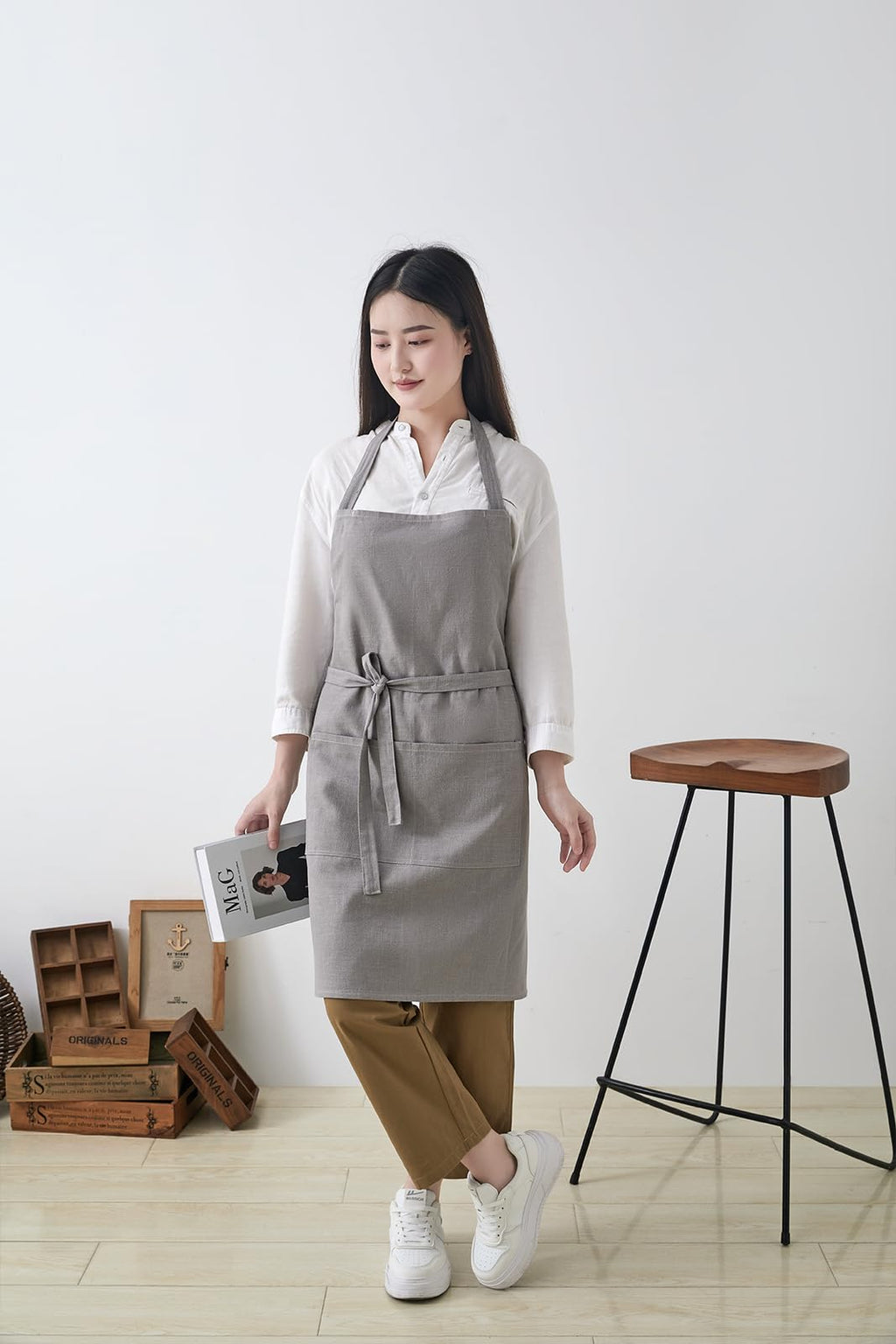 Tobyan Cotton Linen Apron for Women - Adjustable Casual Apron with Pocktes, Great for Florist, Coffee House and Kitchen (Light Grey)