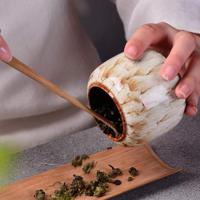 Gets Traditional/Vintage Chinese Style Ceramic Storage Jars with Bamboo Lid, Tea Tins Cans Canister for Kitchen Spice, Tea, Coffee, Condiment (Light blue)