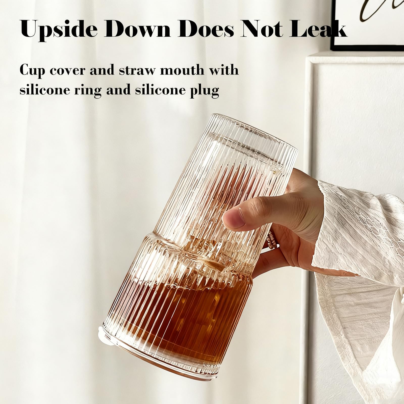 hosck 2 Pack Iced Coffee Cups with Lids, 20oz Clear Glass Tumbler with Straw and Lid, Dishwasher Safe & Leak Proof Drinking Glasses Set, Stylish Ribbed Glass Cups for Coffee Juice Tea Matcha Cocktail