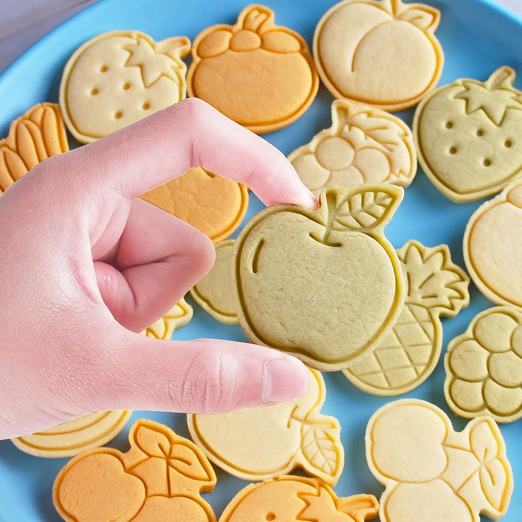 Heart Cookie Cutter Set, 10 Pcs 3D Pressable Biscuit Cutter and Stamps, Valentine's Day Cookie Molds Wedding Party DIY Cake Decorating Kit (B10)