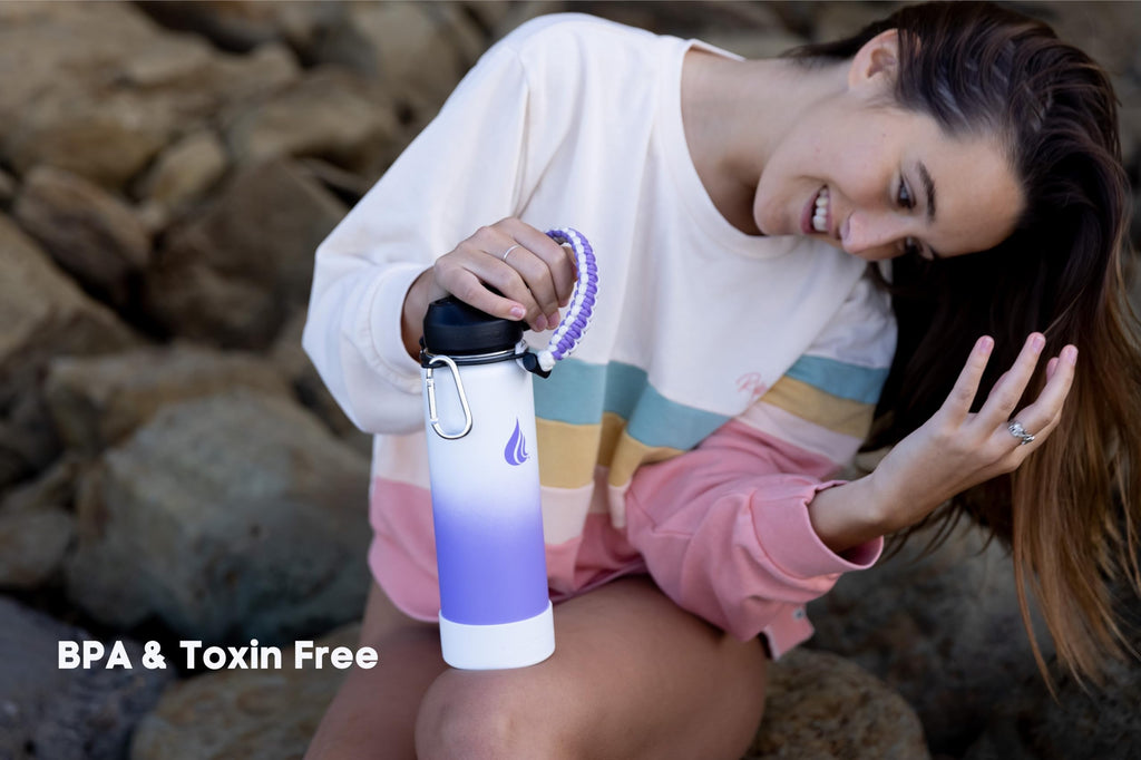 HYDRO CELL Stainless Steel Insulated Water Bottle with Straw - For Cold & Hot Drinks - Metal Vacuum Flask with Screw Cap and Modern Leakproof Sport Thermos for Adults (Lavender/White 24oz)
