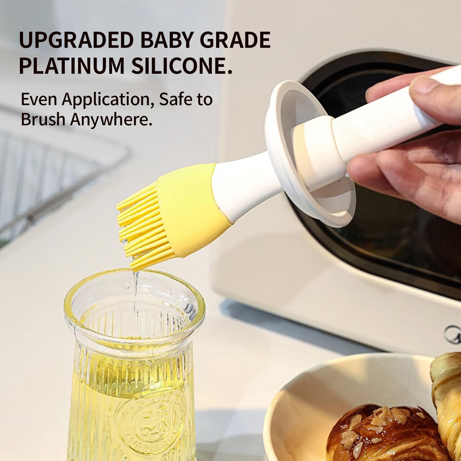 Uteynee Oil Dispenser with Brush - Glass Olive Oil Dispenser for Kitchen, 3 IN 1 Oil Dispenser Bottle with Silicone Basting Brush for Cooking Vinegar Sauce BBQ Grill Frying (Brown)