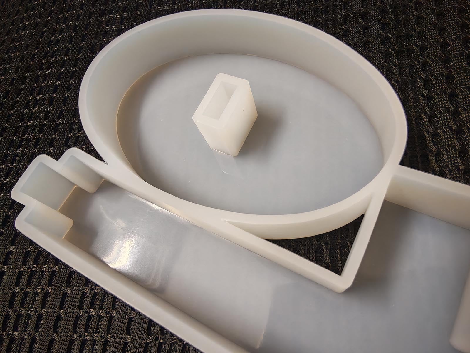 【300+ Design Optional】 Fuehbur Cross with Base Epoxy Resin Silicone Mold for DIY Decoration, Blessed Cross Candle Casting Mould【Mold Length: 7.08 in, Depth: 0.89 in】