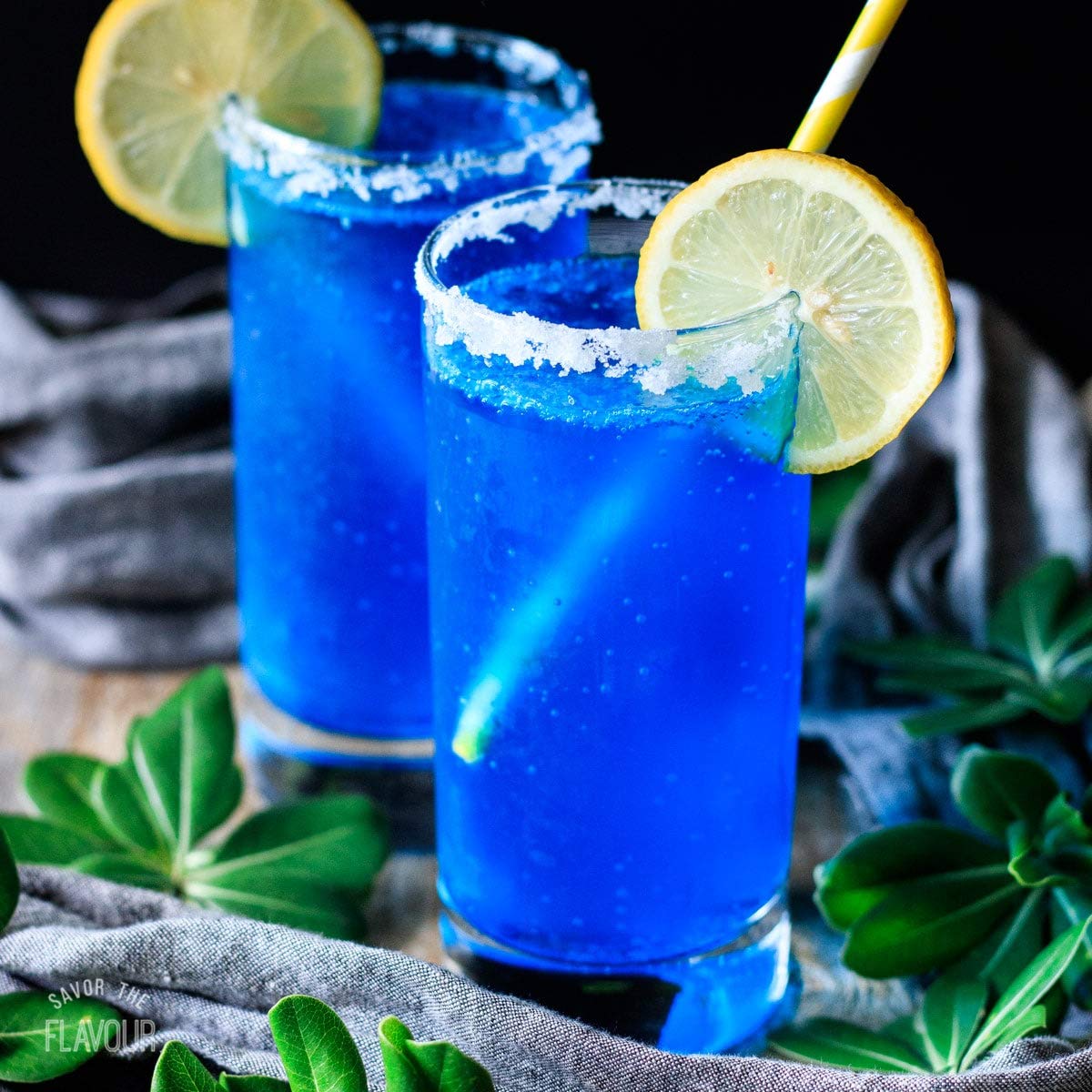 Blue Drink Spirulina Powder, Berry & Honey Refresher 12oz Blue Drink Mix Natural Food Colorant Perfect for Ice Mix Yogurts Baked Treats Loaded Tea Bubble Tea