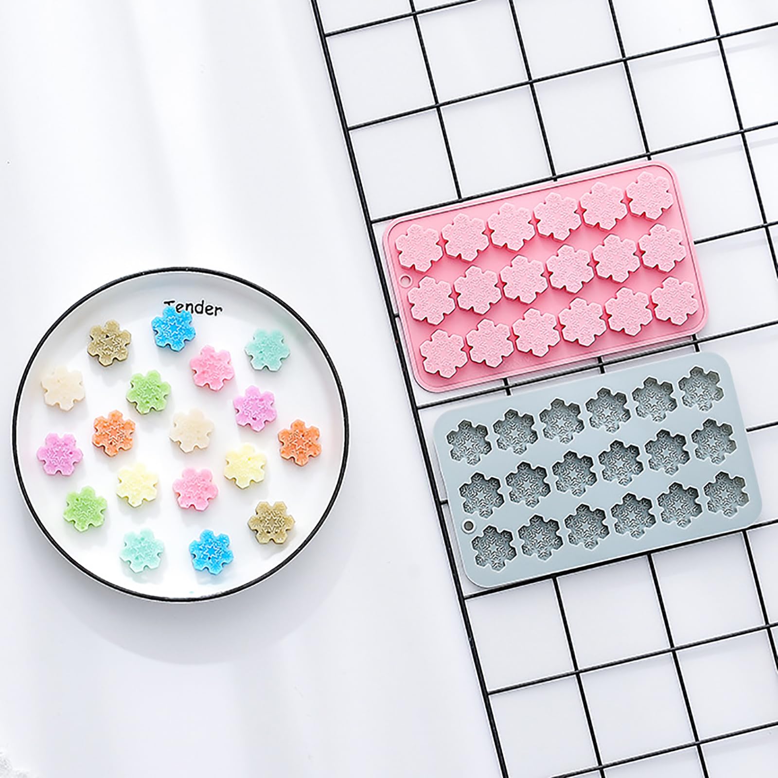 2 Pcs Snowflake Silicone Molds, 18-Cavity 3D Christmas Snowflake Chocolate Silicone Molds for DIY Christmas Winter Jello Candy Cupcake Fondant Baking Polymer Clay Decoration
