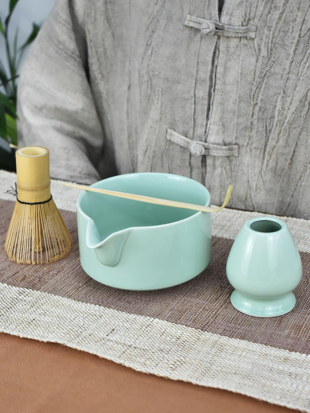 Artcome Premium Matcha Tool Set Green 1, 4 Pcs, Japanese Matcha Set with Bowl, Whisk, Holder, Scoop & Manual