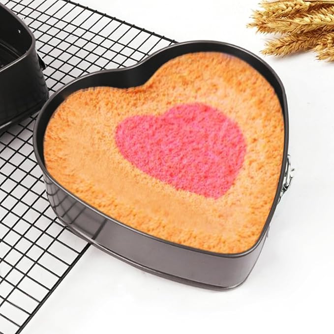 Springform Pan Set of 3 Heart Cake Pan, Heart Springform Pan with Removable Bottom, Springform Cake Pans Non-stick Bakeware for Cheesecakes, Pizza, and Quiches (7, 7.8, 8.6 inch)