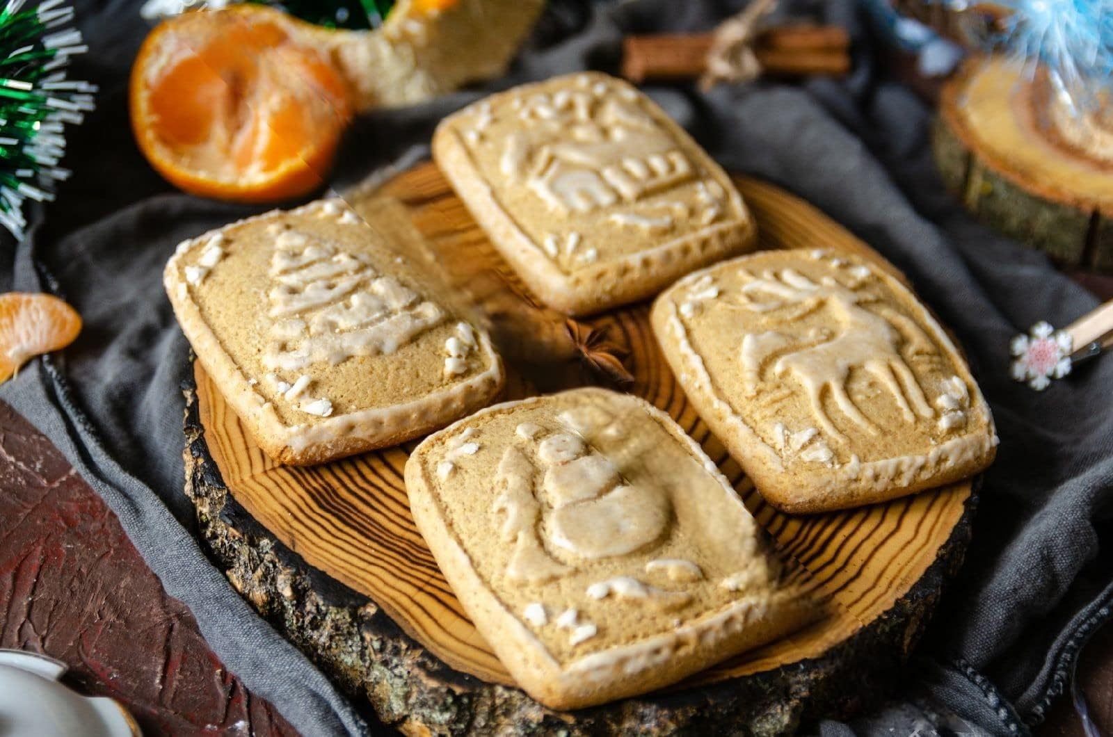 MOTEERLLU Wooden Springerle Cookie Molds for Baking, Elk