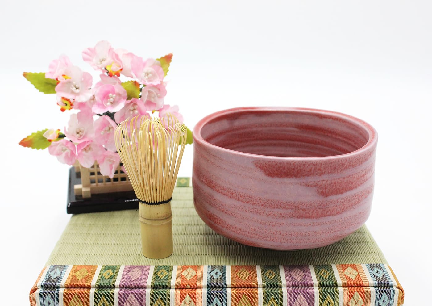 Waraku Fuuka Japanese Traditional Handcrafted Matcha Chawan Tea Bowl Cup Ceremony Tableware Pottery (Guren)