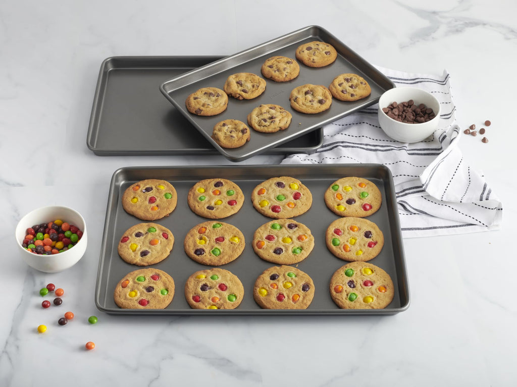 GoodCook Everyday Nonstick Baking Sheet Set, 3 Pack Includes Small (13×9) Medium (15×1) and Large (17×11) Pans Carbon Steel Construction Cookie Sheets Bakeware Set, Gray