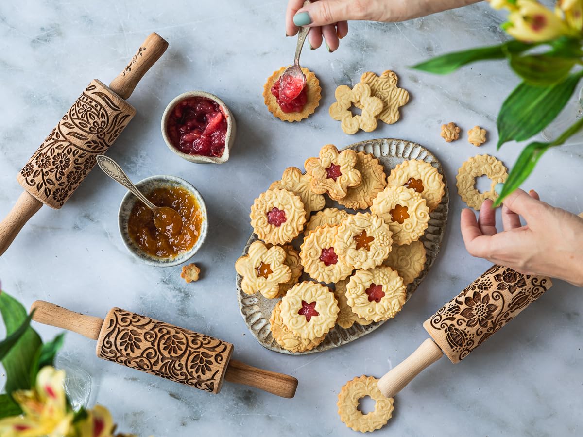 DRAGONFLY EMBOSSING ROLLING PIN WOODEN EMBOSSING ROLLING PIN with DRAGONFLY for EMBOSSED COOKIES GIFT for MOTHER FRIEND