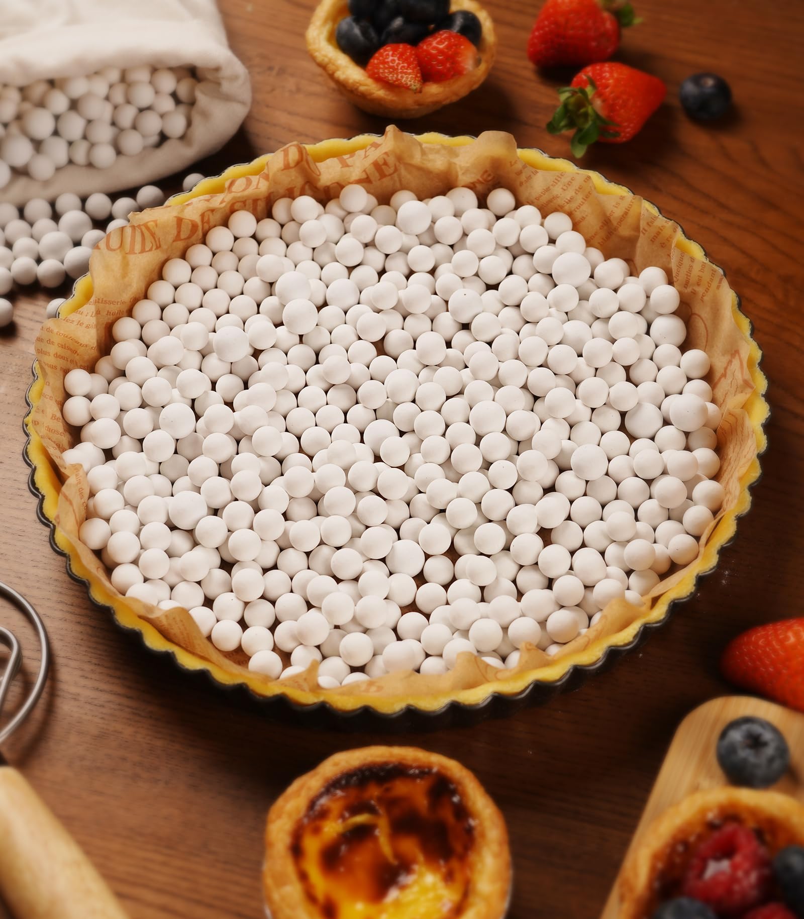 Pie Weights for Baking Crusts,Ceramic Baking Beans for Blind Bake,2.2 lbs Reusable Ceramic Stoneware,Suitable for Various Pies and Pastries,Comes with storage box,Perfect Pie Crust Baking Tools