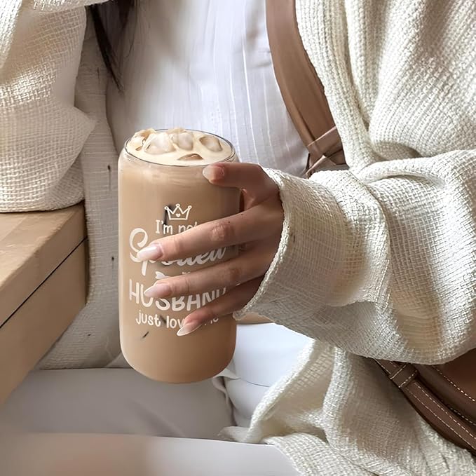 Wife 16 Oz Can Glass Tumbler with Bamboo Lid and Straw - Iced Coffee Cups for Women, Aesthetic Glass Cup Gift for Birthday Christmas Valentine's Day Mother's Day