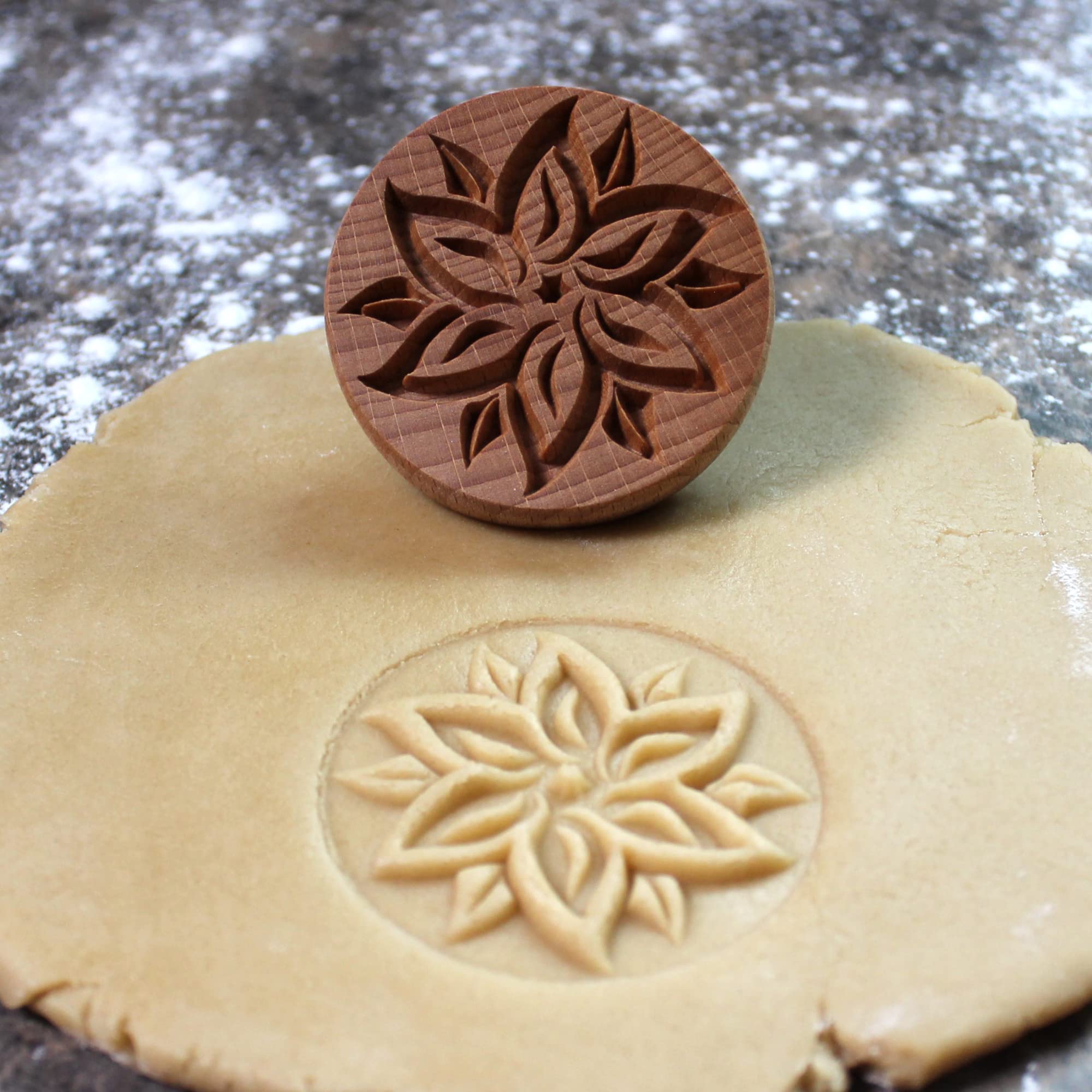 Fun Food Tools, Wood Cookie Stamp, 2.5 Inch (Poinsettia CS-014)