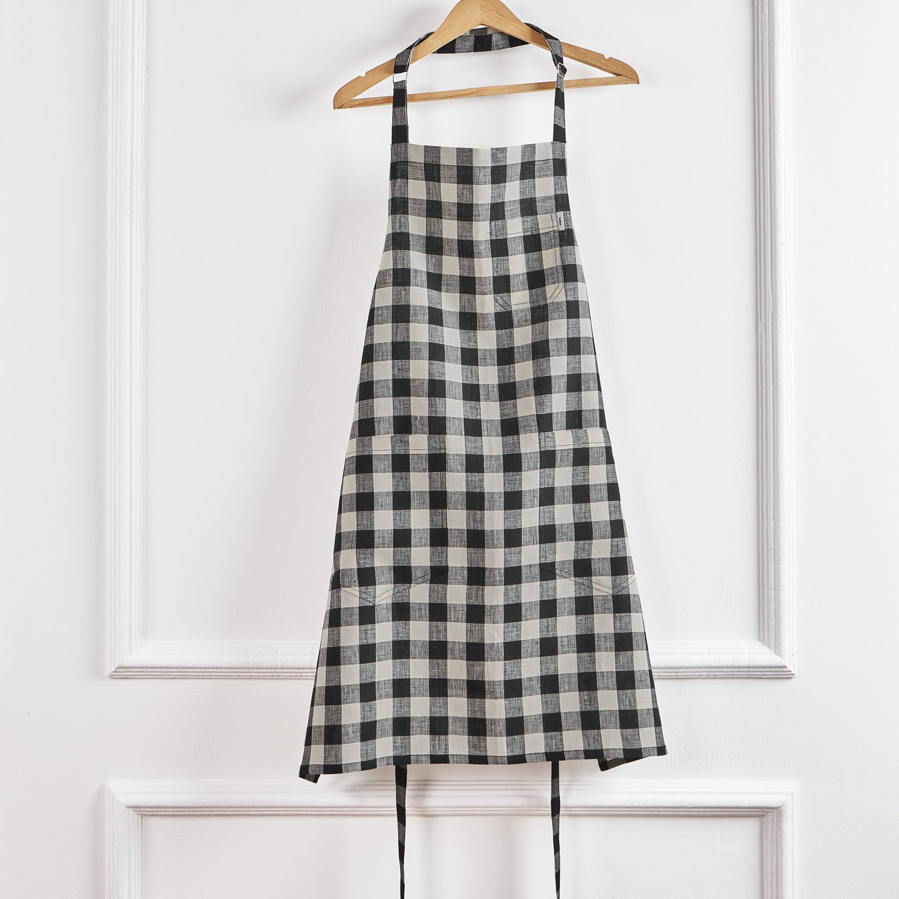 Solino Home 100% Pure Linen Apron, 33 x 30 in, Black and Cream, Bib Apron