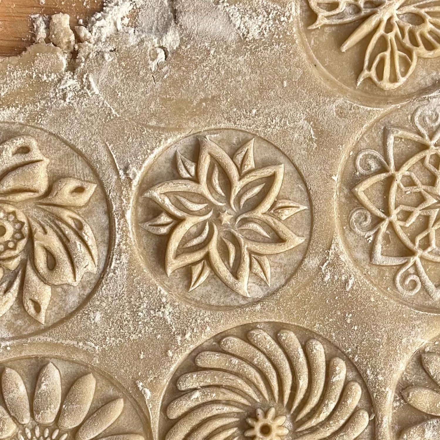 Fun Food Tools, Wood Cookie Stamp, 2.5 Inch (Poinsettia CS-014)
