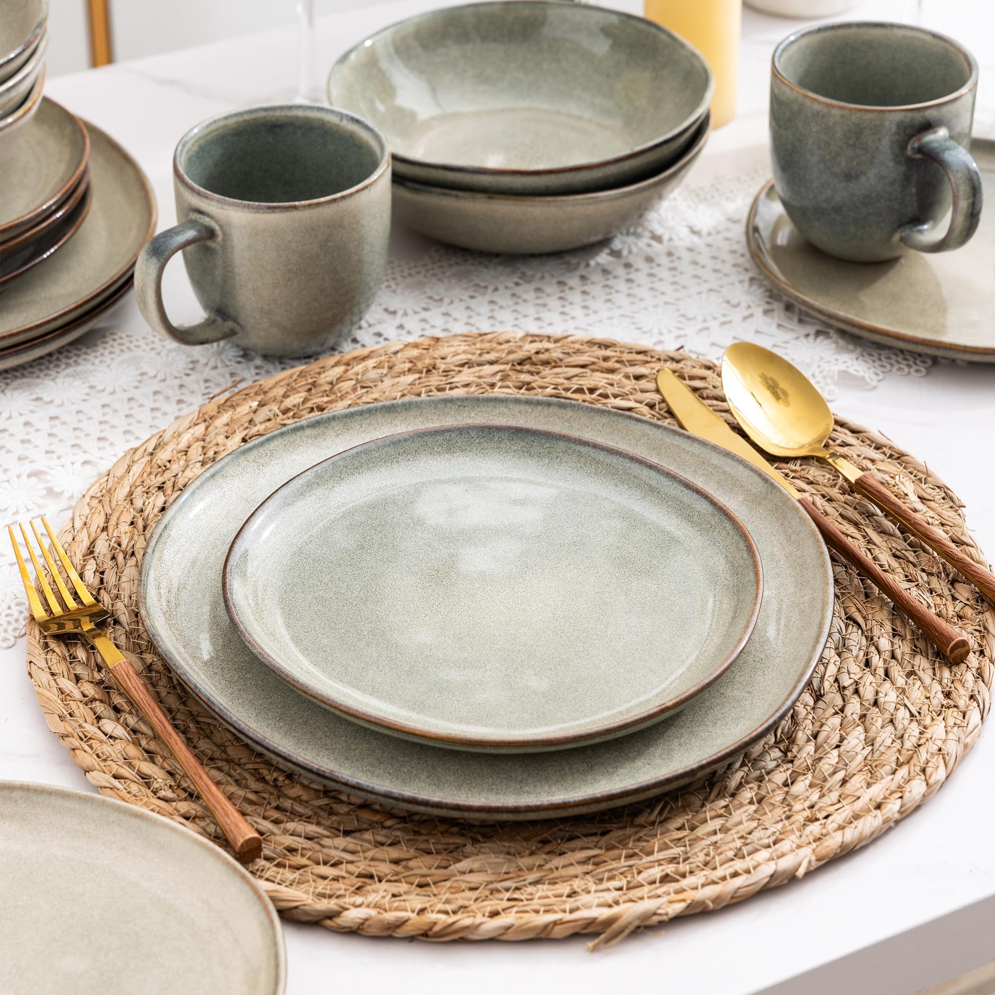 AmorArc Ceramic Plates Set of 6,8.5 Inch Stoneware Small Dinner Plates Set