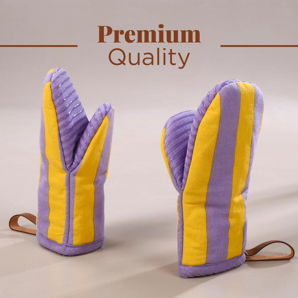Folkulture Halloween Oven Mitts, Set of 2, Heat Resistant - (5.75"x9")