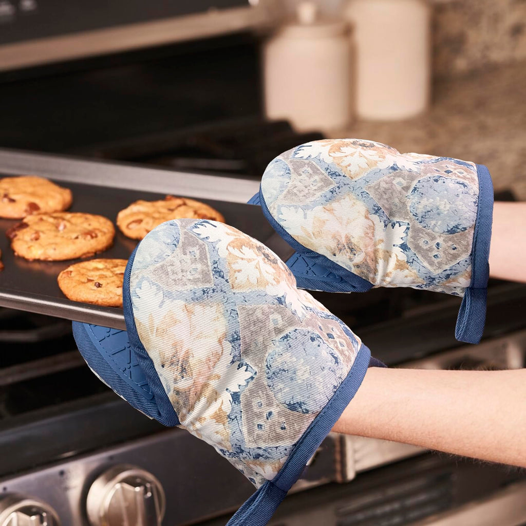 Mini Silicone Oven Mitts, Heat Resistant Kitchen Mittens 2-Pack Set