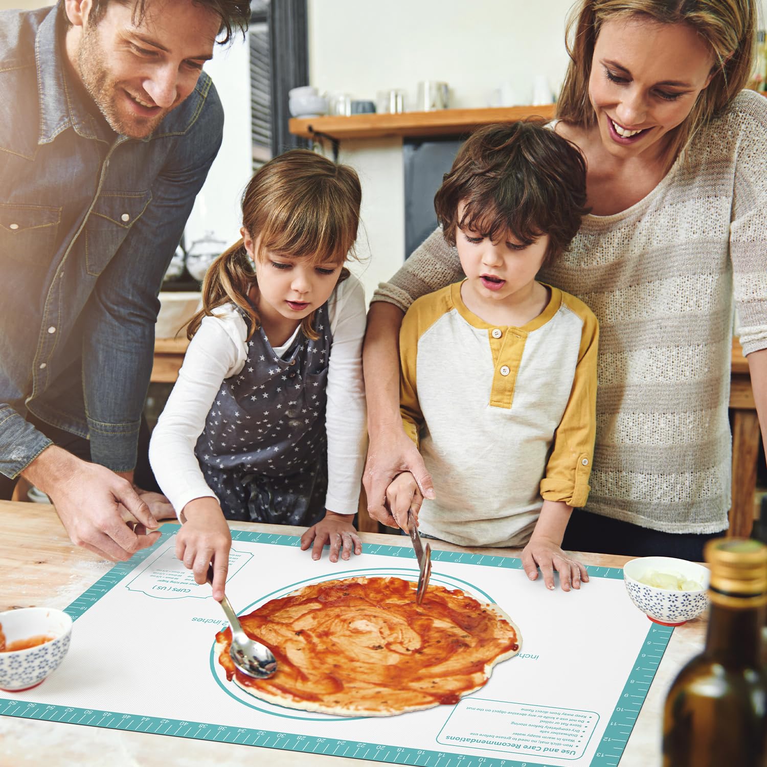 Silicone Pastry Mat for Dough Rolling, Silicone Baking Mat with Measurement, Nonslip Fondant/Pie Crust Mat for Making Cookies Macarons Baking Tools 32 x 24 Inch