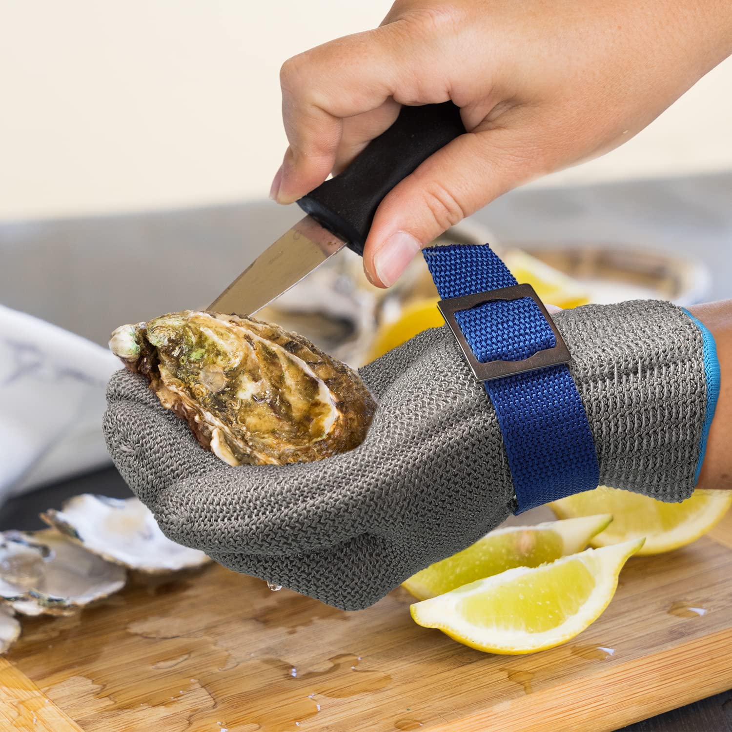 Schwer SlicePro ANSI A9 Cut Resistant Glove PR1707, Food Grade Stainless Steel Wire Metal Gloves, Cutting Gloves for Kitchen, Meat Cutting, Oyster Shucking, Fish Fillet（L, 2 PCS）