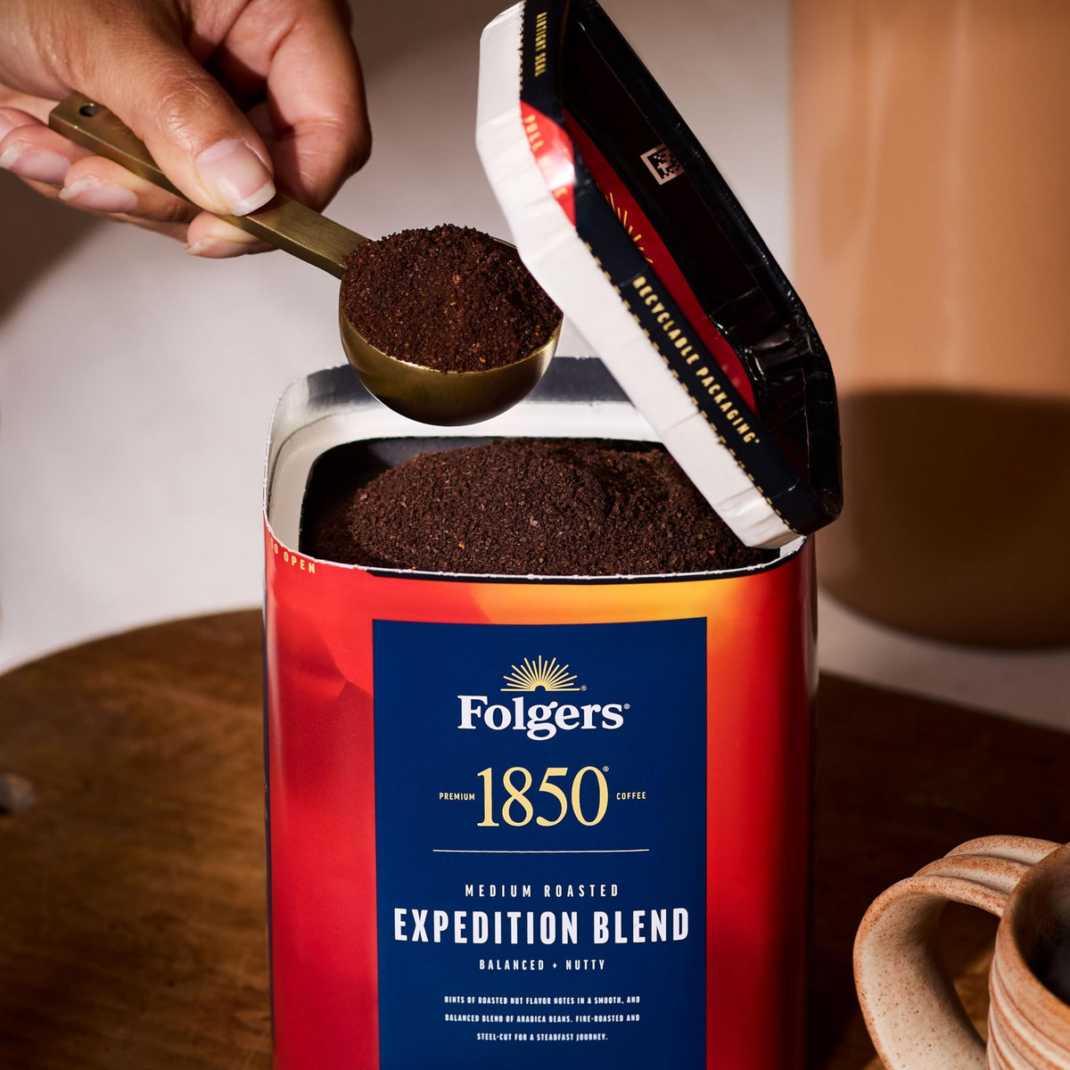 Folgers 1850 Expedition Blend Ground Coffee, 6 Canisters