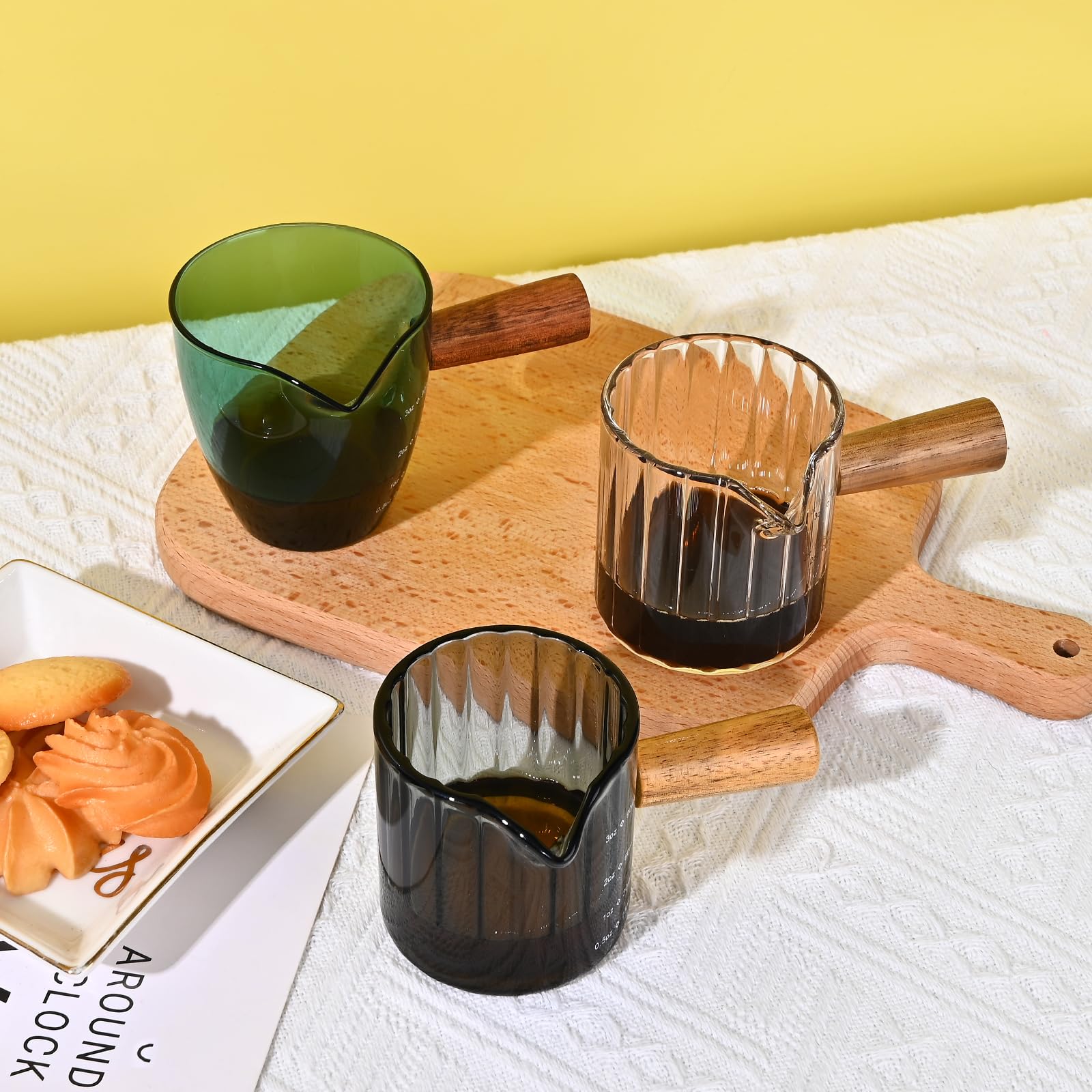 Denovin Glass Measuring Cup, 3oz Espresso Shot Glass with Wood Handle, Single Spout Measuring Cups Pitcher Milk Cup Coffee Shot Glasses (Gray Ribbed)