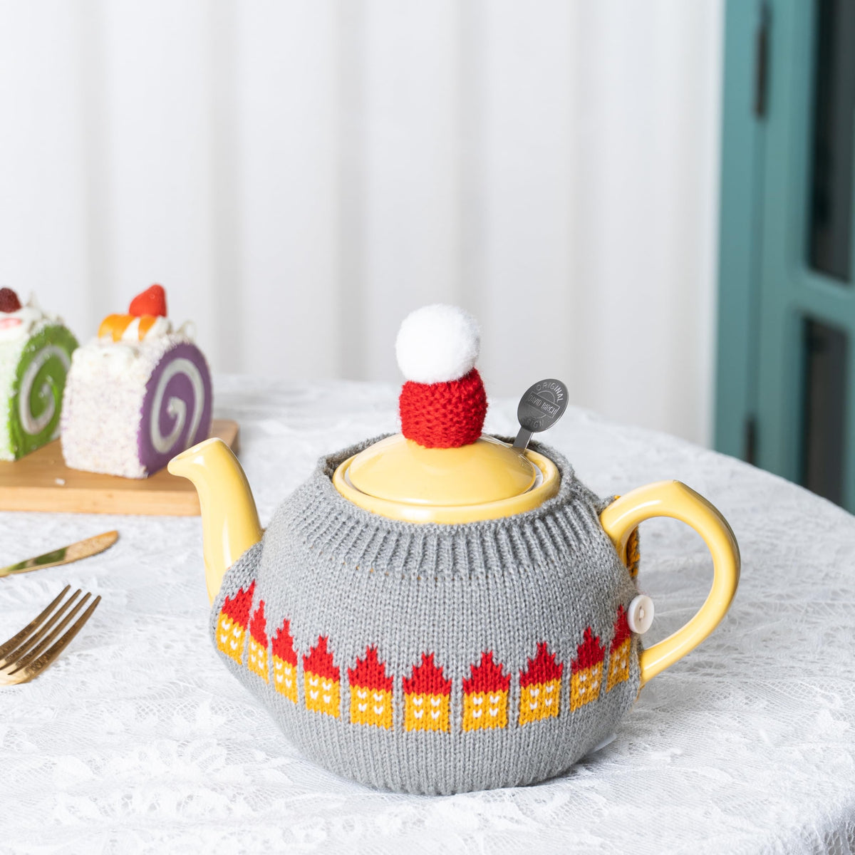 Knitted Teapot Cozy, 2-Piece Split Design with Button Fastening, Acrylic Insulated Teapot Cover for 2 Cup 15-20 oz Teapots, British Style Decorative Tea Warmer, 9 Patterns Available，GREY HOUSE