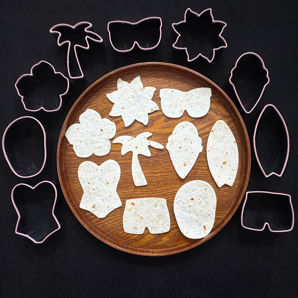 LUBTOSMN 9 Piece Summer Cookie Cutters Set, Silicone Rim Baking Set