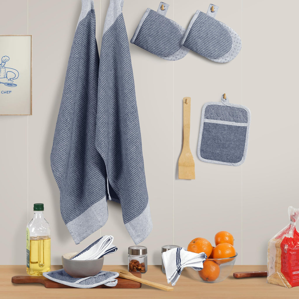 Casa Platino Mini Oven Mitts Set, 8-Piece – 500°F Heat Resistant Silicone Oven Mitt, Potholders for Kitchens, 2 Kitchen Towels & 2 Dish Cloths – Non-Slip & Durable – Indigo
