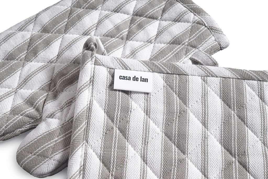 1 Oven Mitt, 1 PotHolder & 1 Kitchen Apron Set - Durable Heat Resistant Gloves - Thick Mittens for Kitchen - Suitable for Cooking, Baking, Grilling – Men & Women – Light Grey Stripes - Casa De Lan