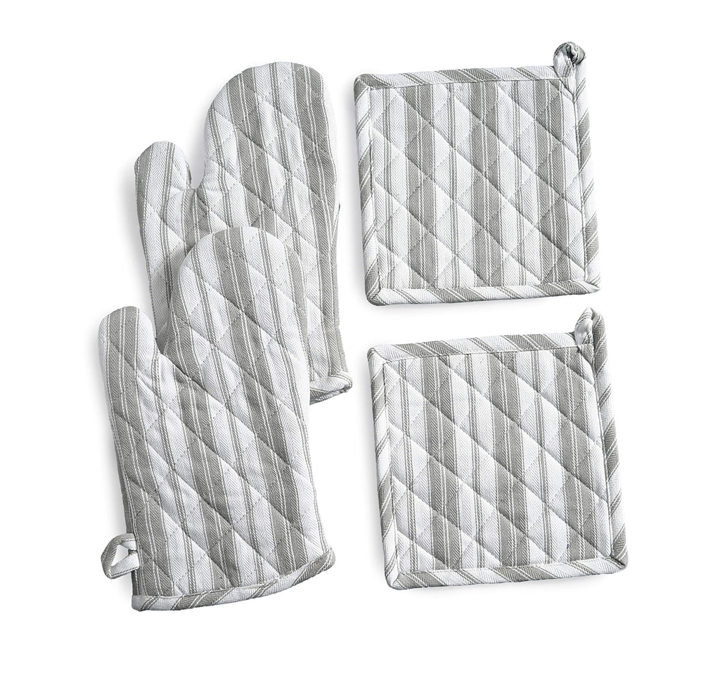Oven Mitts & Potholder Set - Durable Heat Resistant Gloves - Thick Mittens for Kitchen - Suitable for Cooking, Baking, Grilling – BBQ - 2 Oven Mitts & 2 Potholders – Light Grey Stripes - Casa De Lan